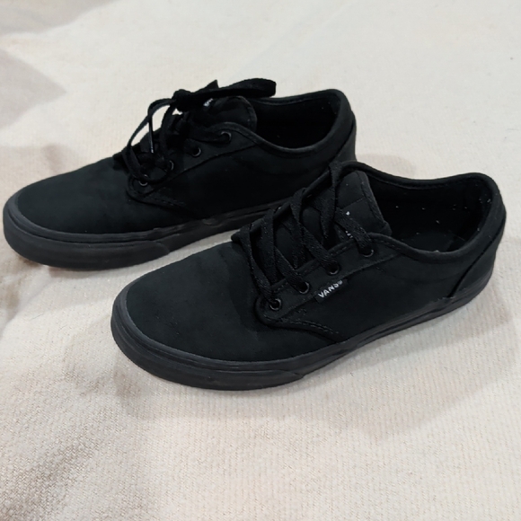 VANS•Youth Authentic Sneakers - Picture 3 of 9